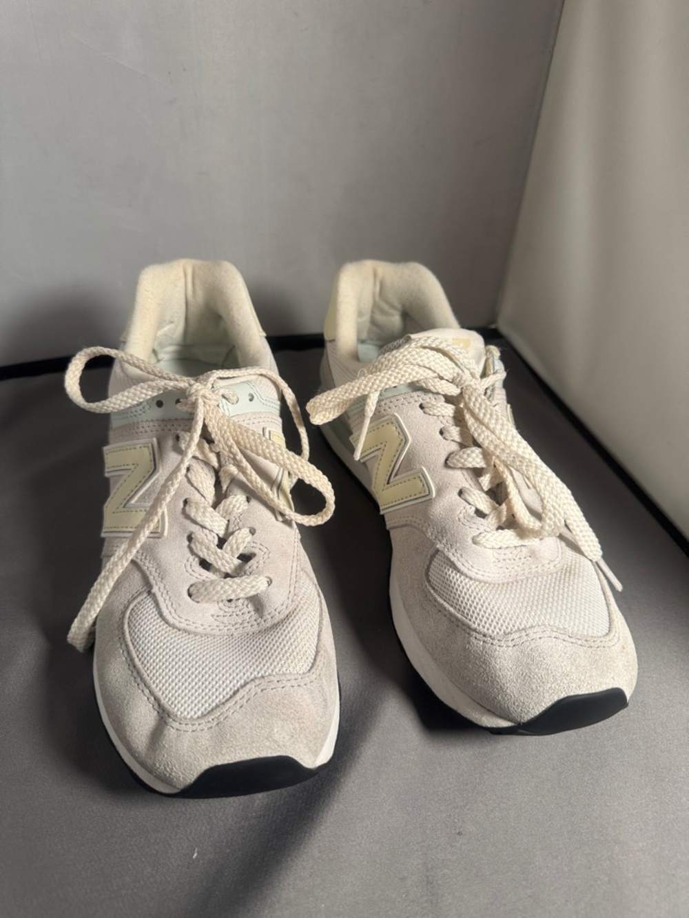 New Balance Cream White Retro Sneakers women’s size 7.5